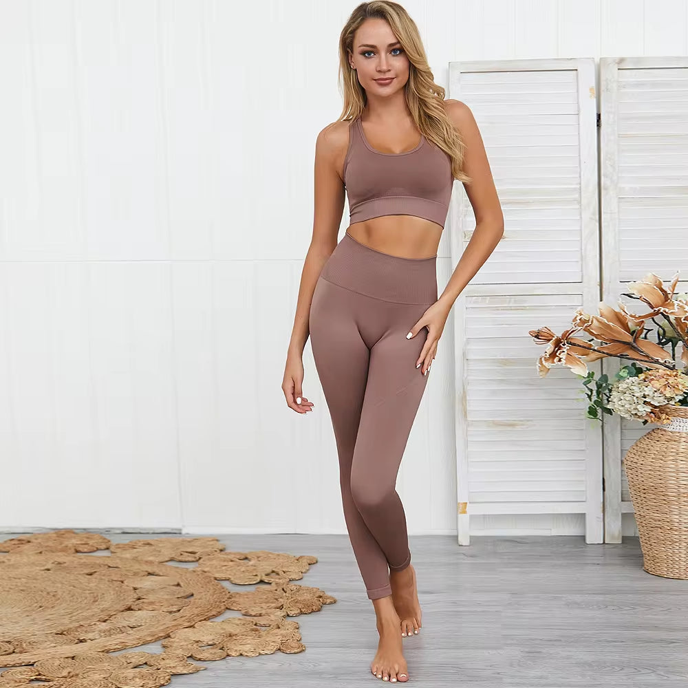 Elevate Your Workout: 2-Piece Seamless Hyperflex Women’s Athletic Set with Long Sleeve Crop Top and High Waist Leggings