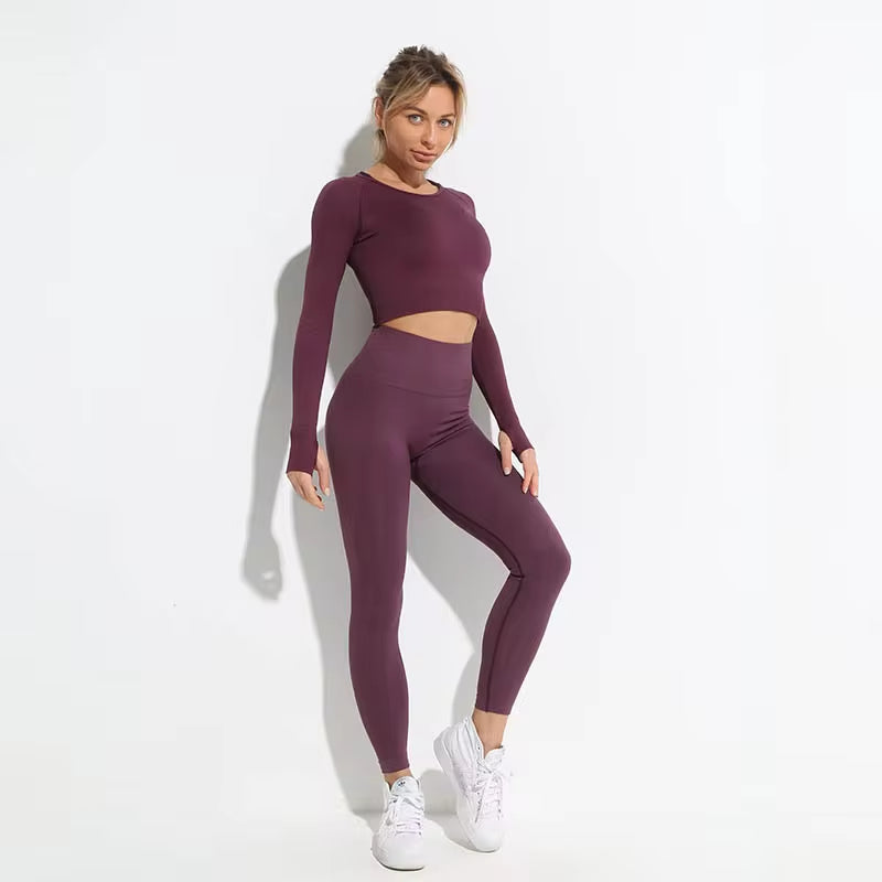 Elevate Your Workout: 2-Piece Seamless Hyperflex Women’s Athletic Set with Long Sleeve Crop Top and High Waist Leggings